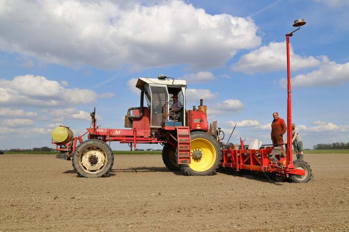 Орыс әкесі мен қызы арасындағы жыныстық қатынас